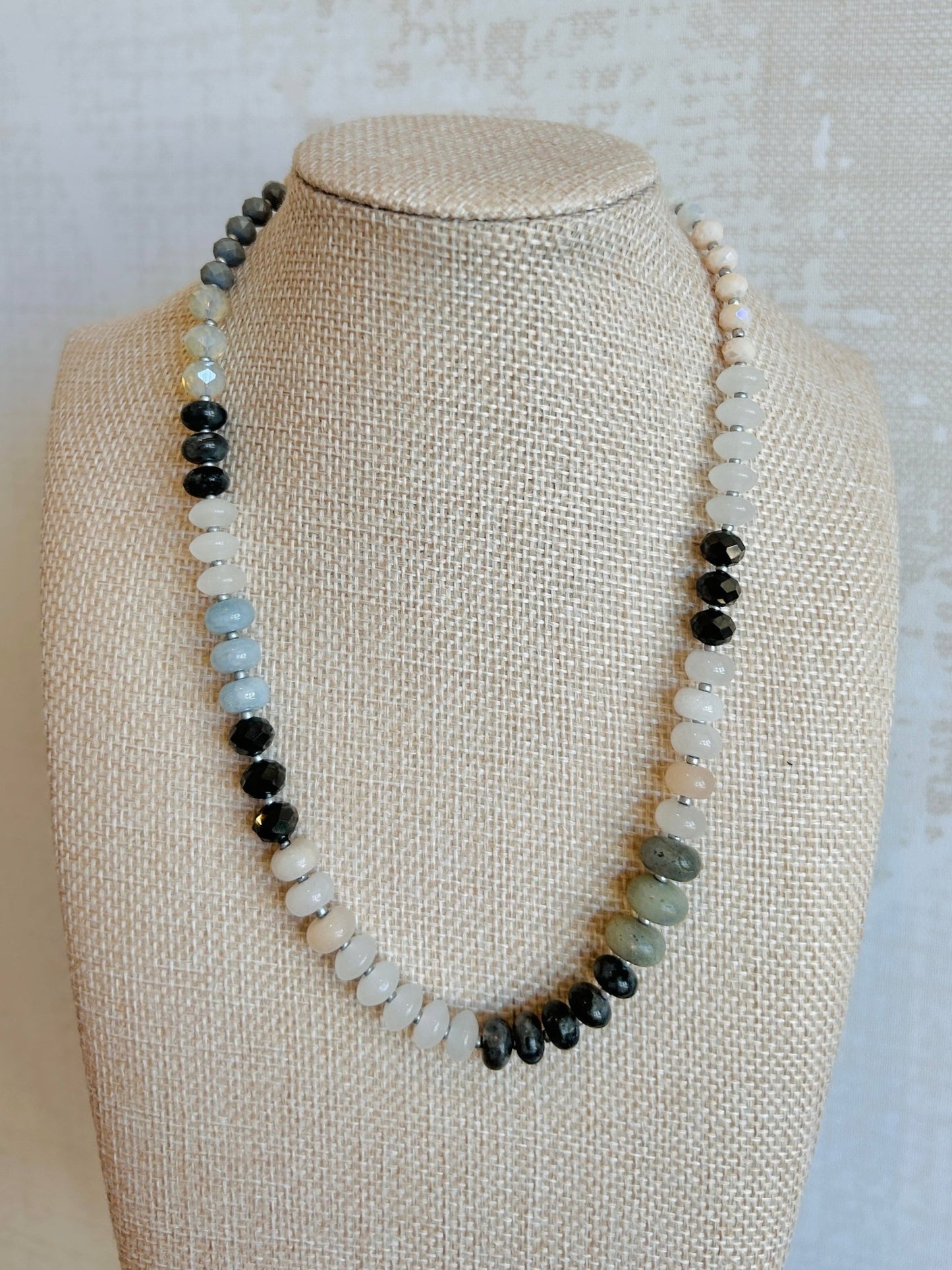 Avery Necklace - Cola Stacks -