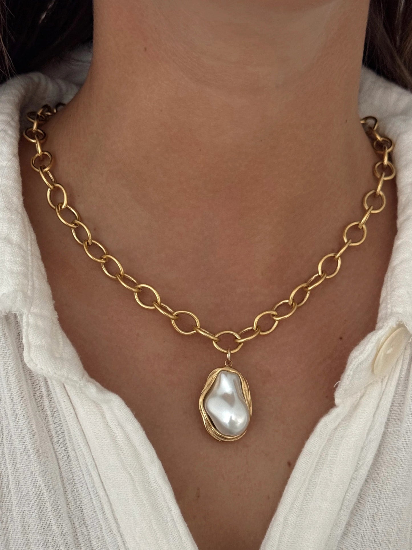 Bailey Necklace - Cola Stacks -
