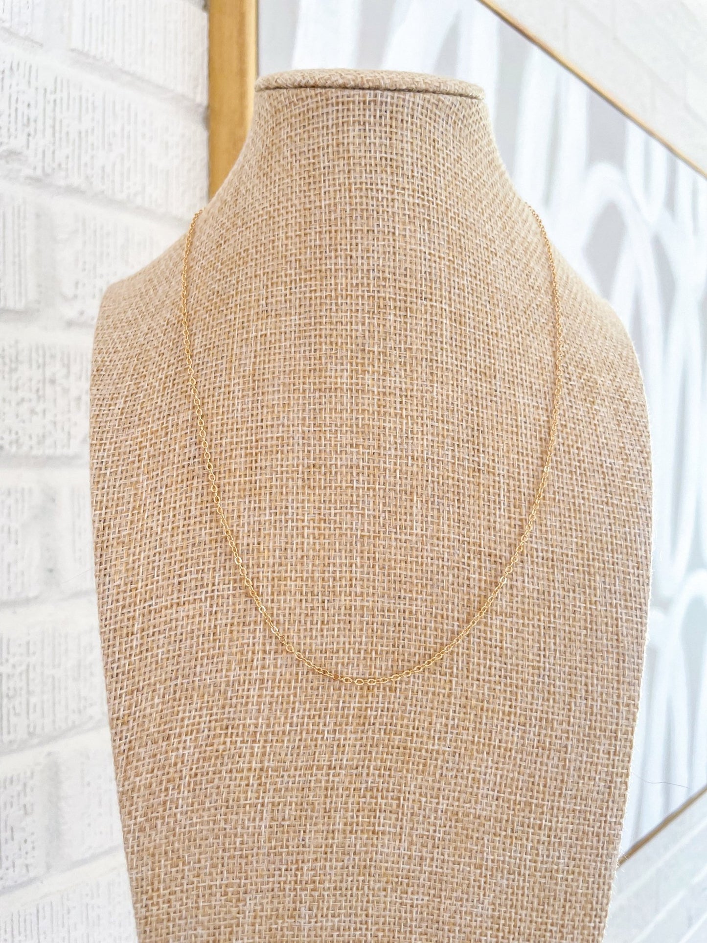 Dainty Gold Chain - Cola Stacks -