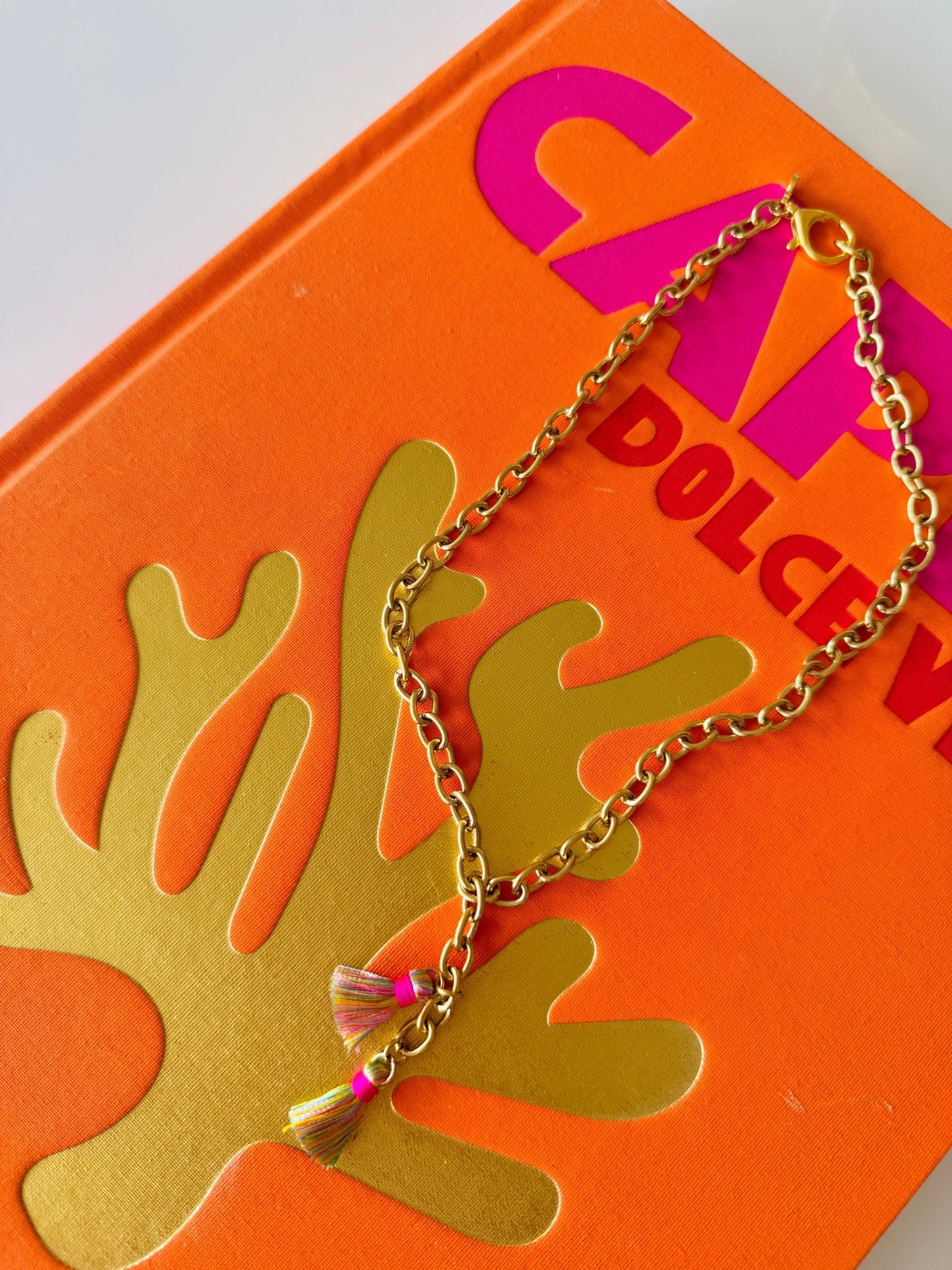 Happy Tassel Necklace - Cola Stacks -