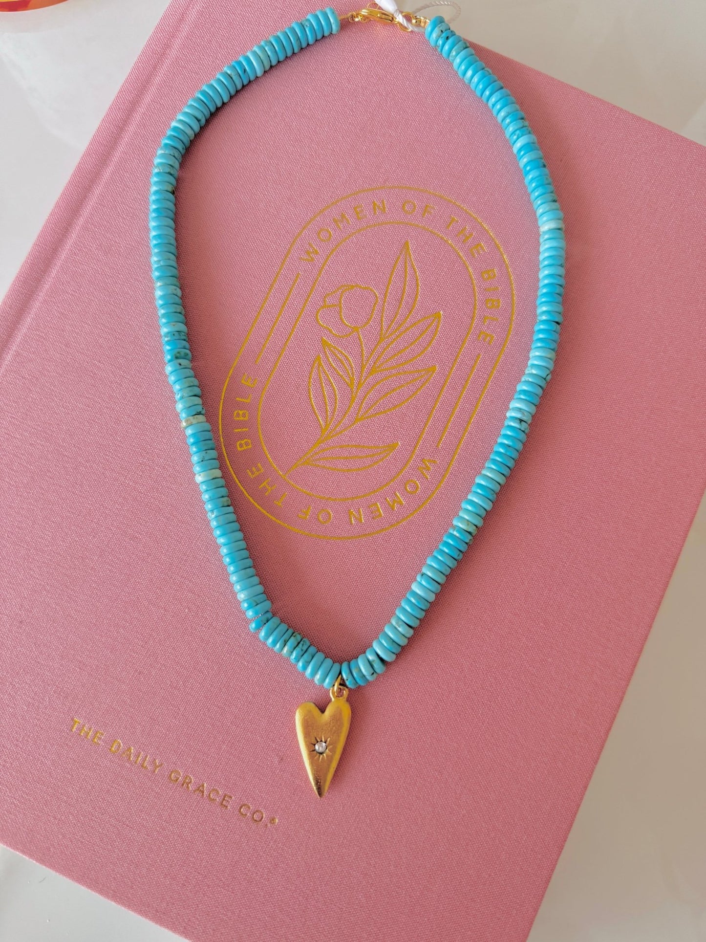 Izzy Necklace - Cola Stacks -