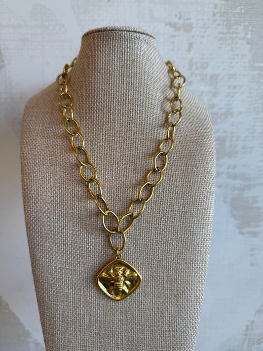 Queen Bee Necklace - Cola Stacks -