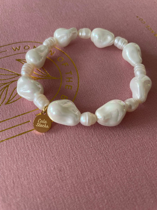 Sand Dollar Bracelet - Cola Stacks -