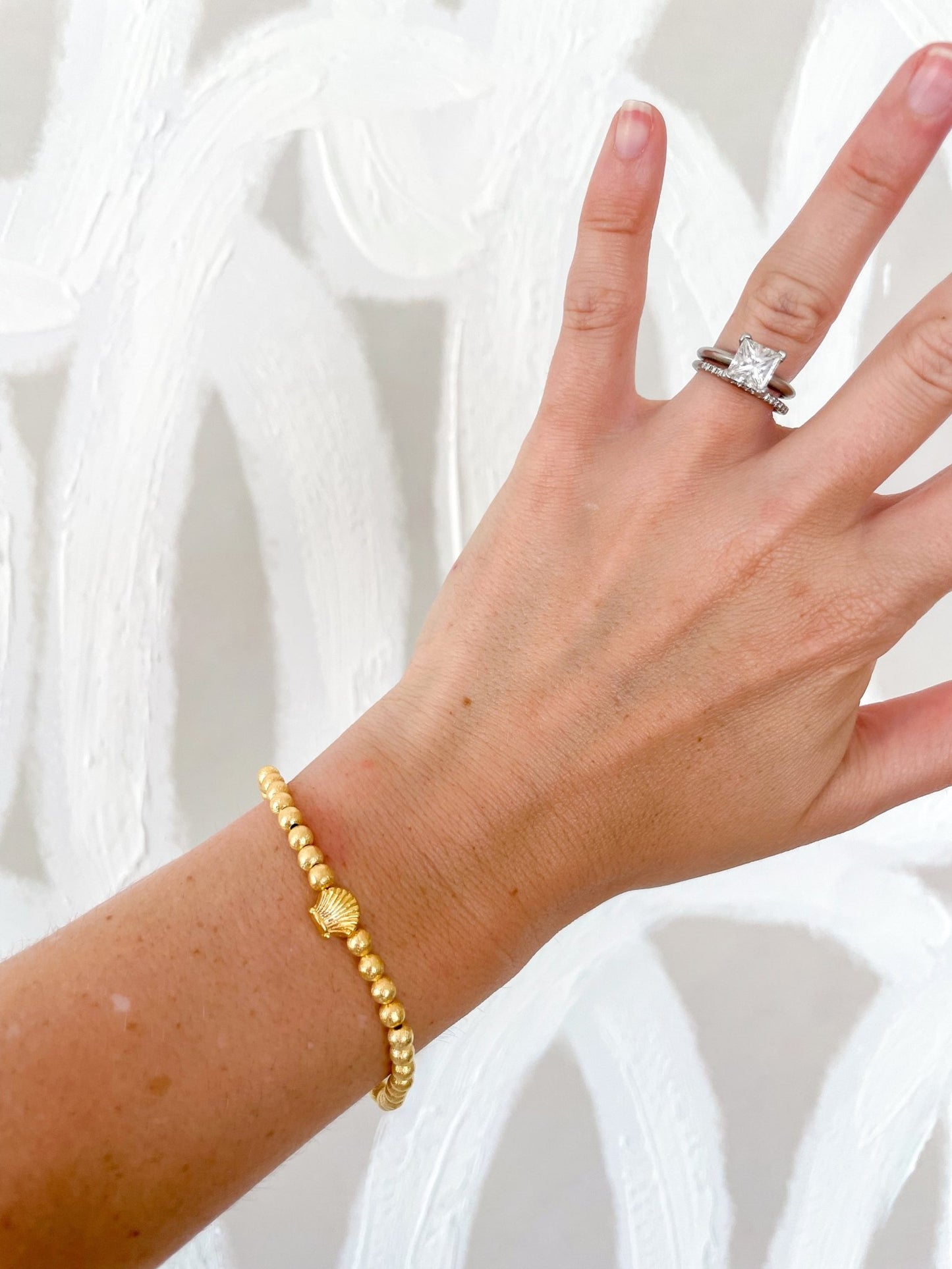 Seashell Bracelet - Cola Stacks -