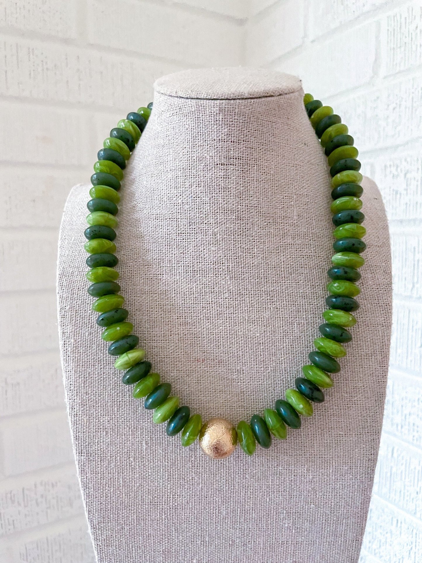The Palm Necklace - Cola Stacks -