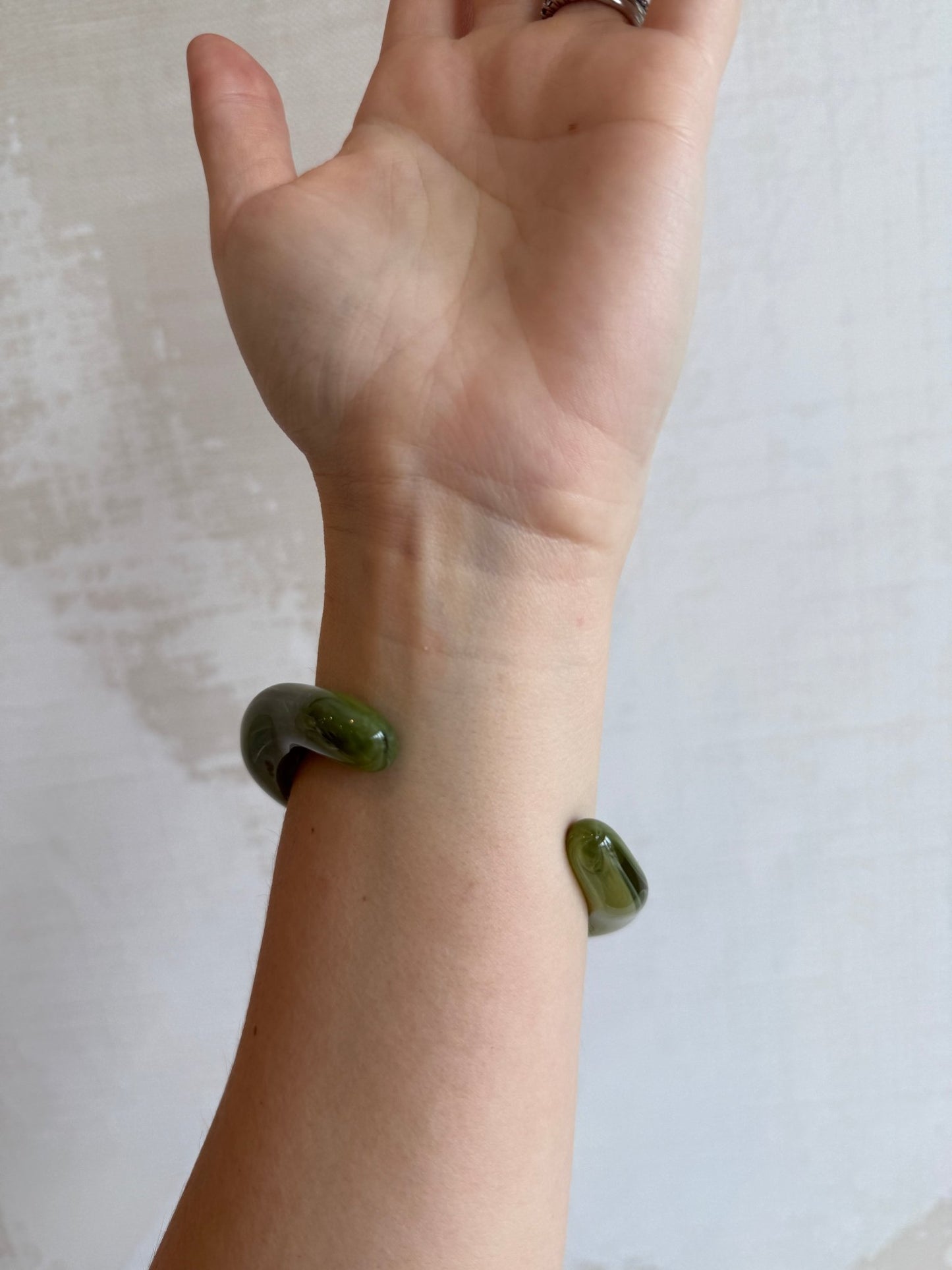 Wave Bangle - Cola Stacks -