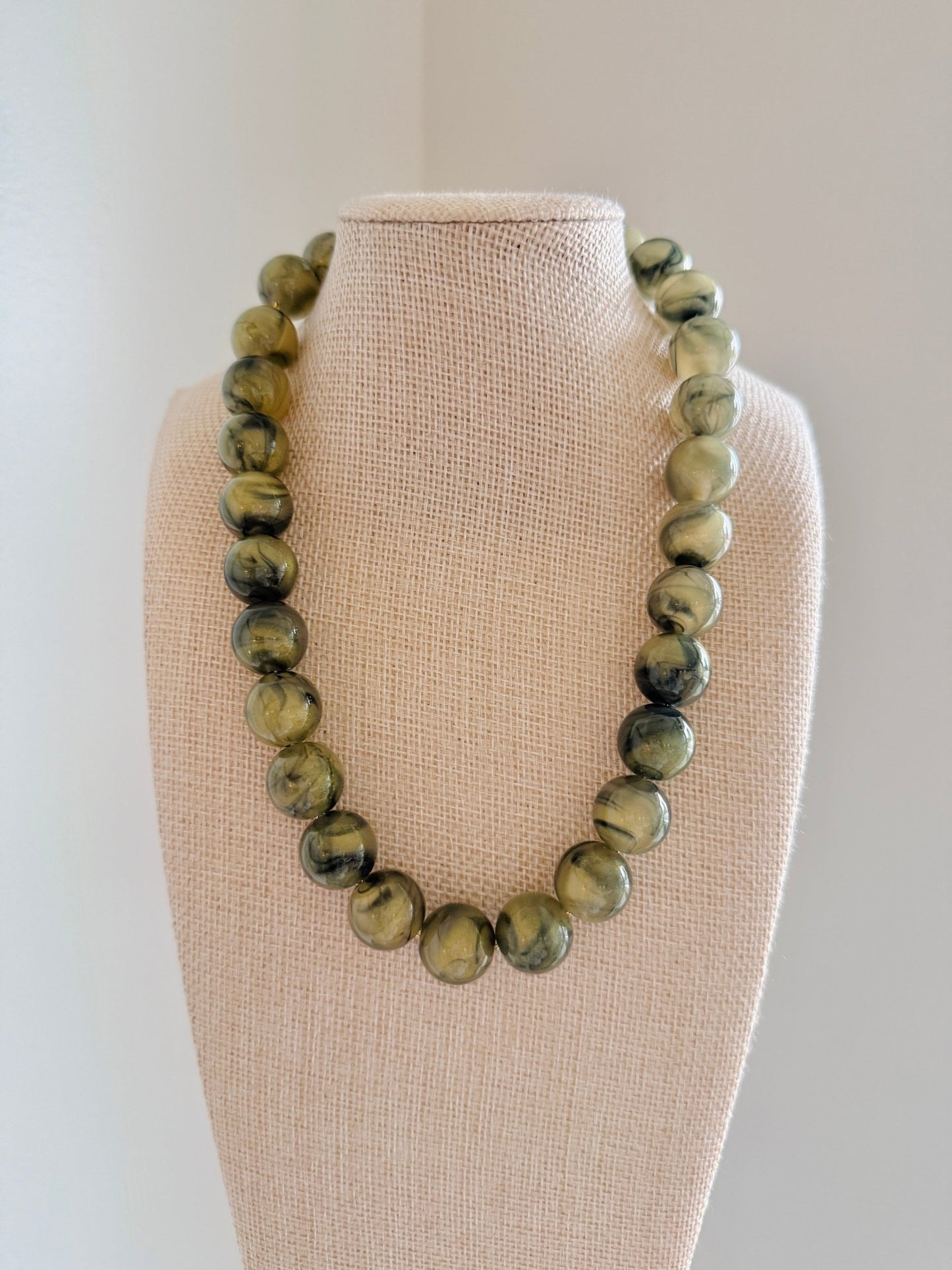 Wilder Necklace - Cola Stacks -