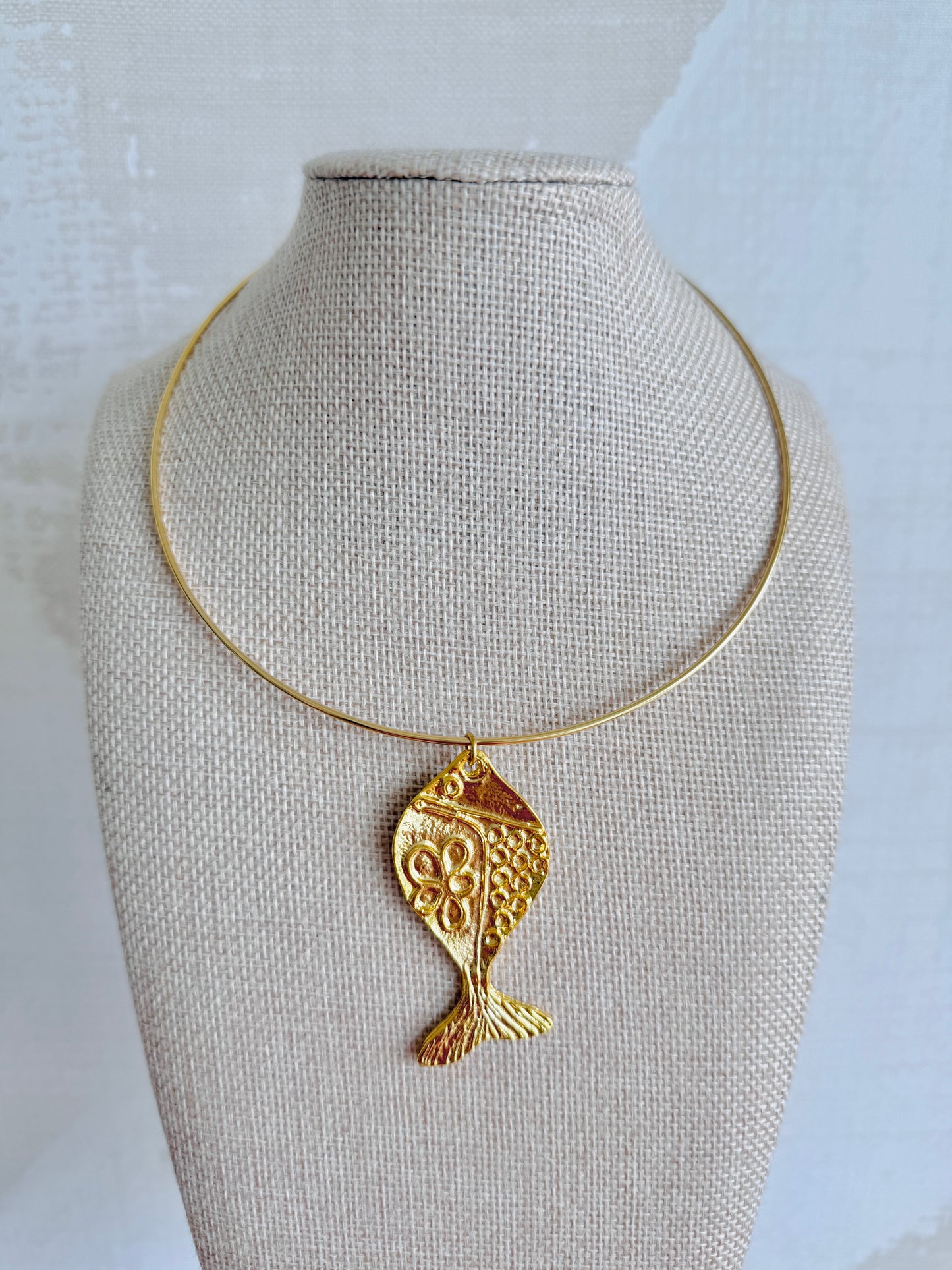 Fish Collar Necklace