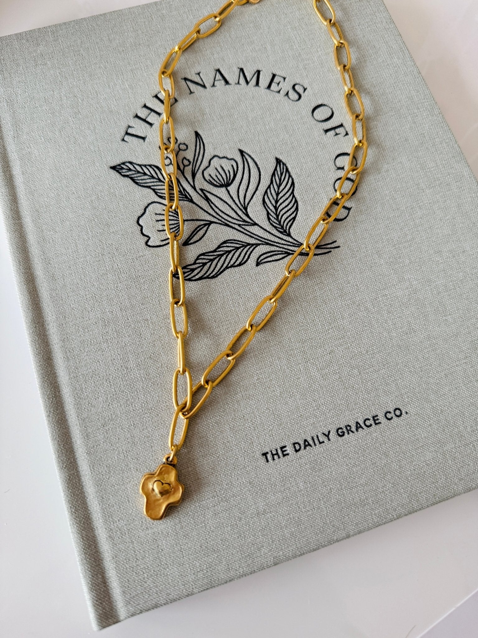 Abide Necklace - Cola Stacks - 