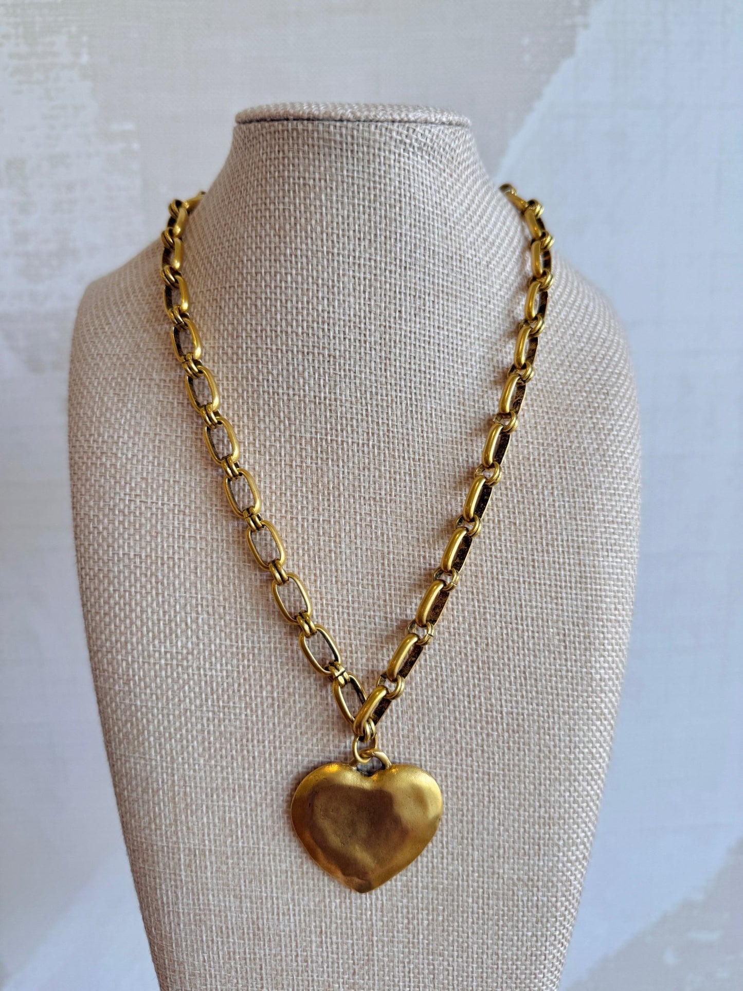 Bold Heart Necklace - Cola Stacks - 