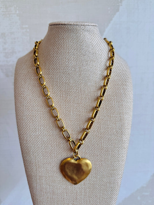 Bold Heart Necklace - Cola Stacks - 