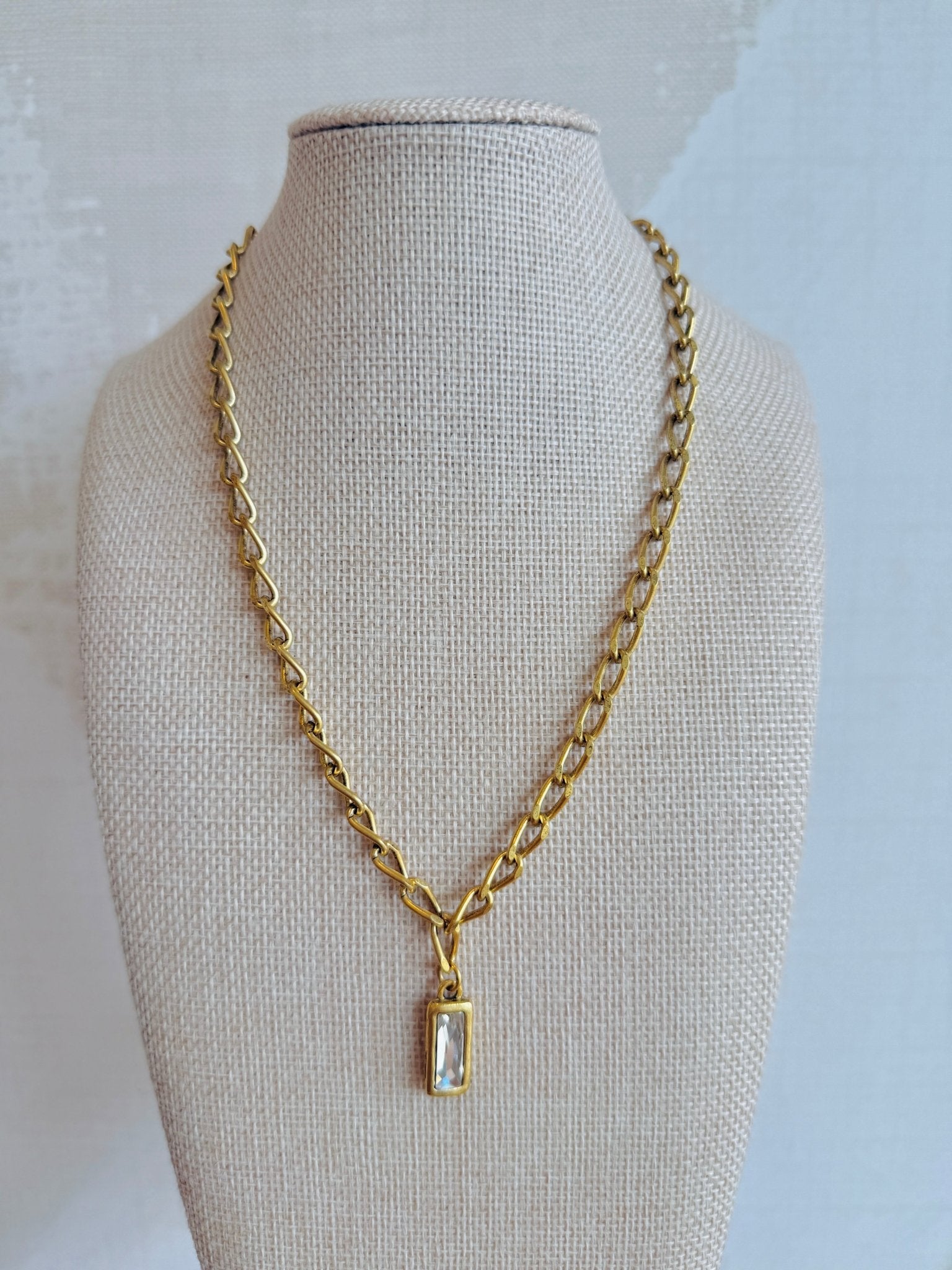 Dover Necklace - Cola Stacks -