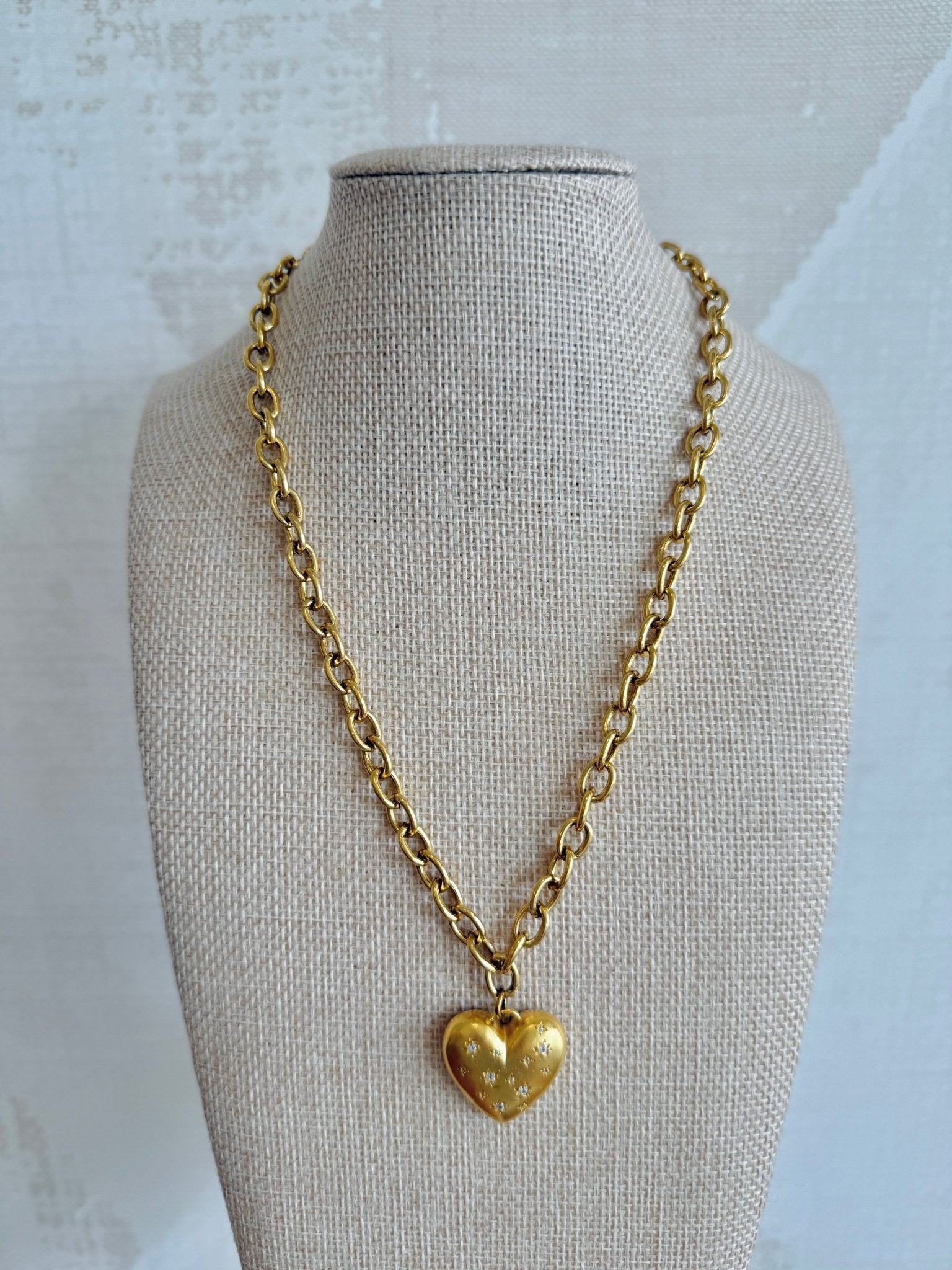 Golden Heart Necklace - Cola Stacks - 