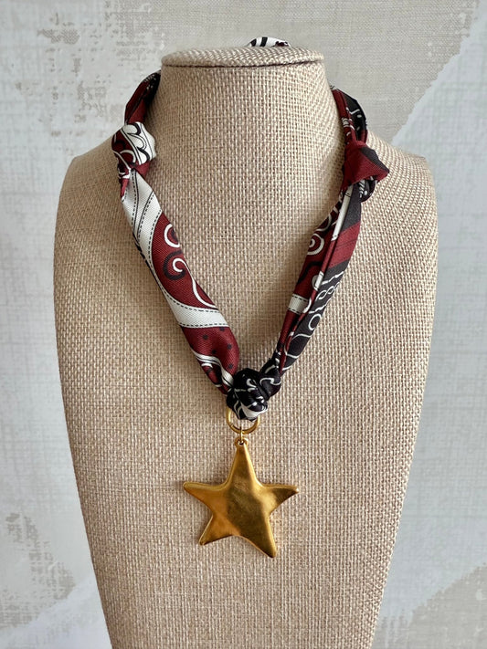 Knotted Scarf Star Necklace - Cola Stacks - 