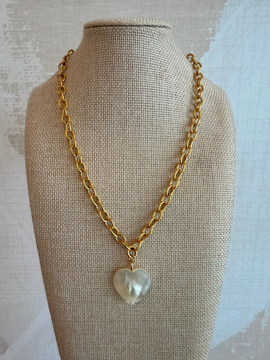 Pearl Heart Necklace - Cola Stacks - 