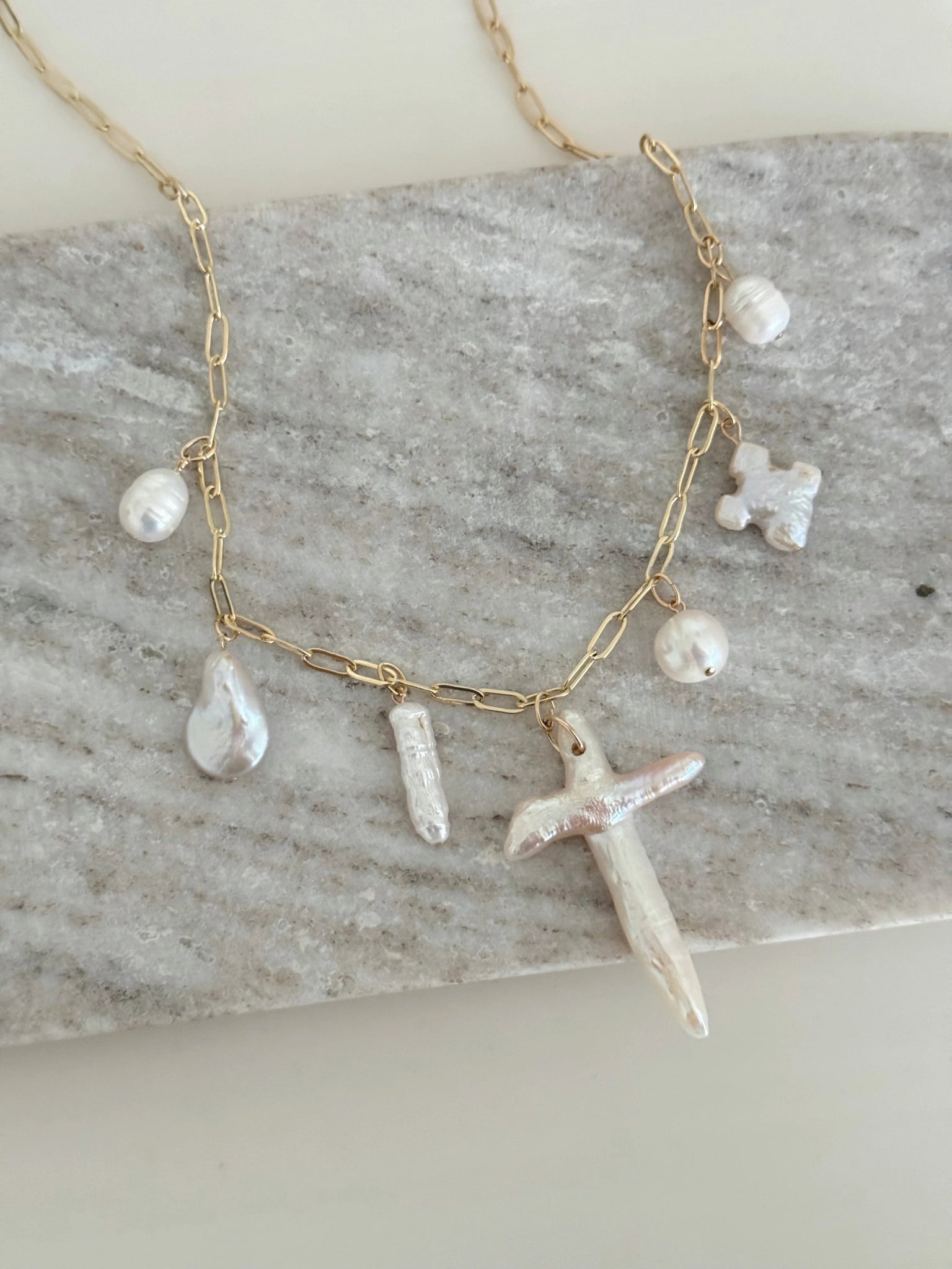 Pearl Party Necklace - Cola Stacks - 