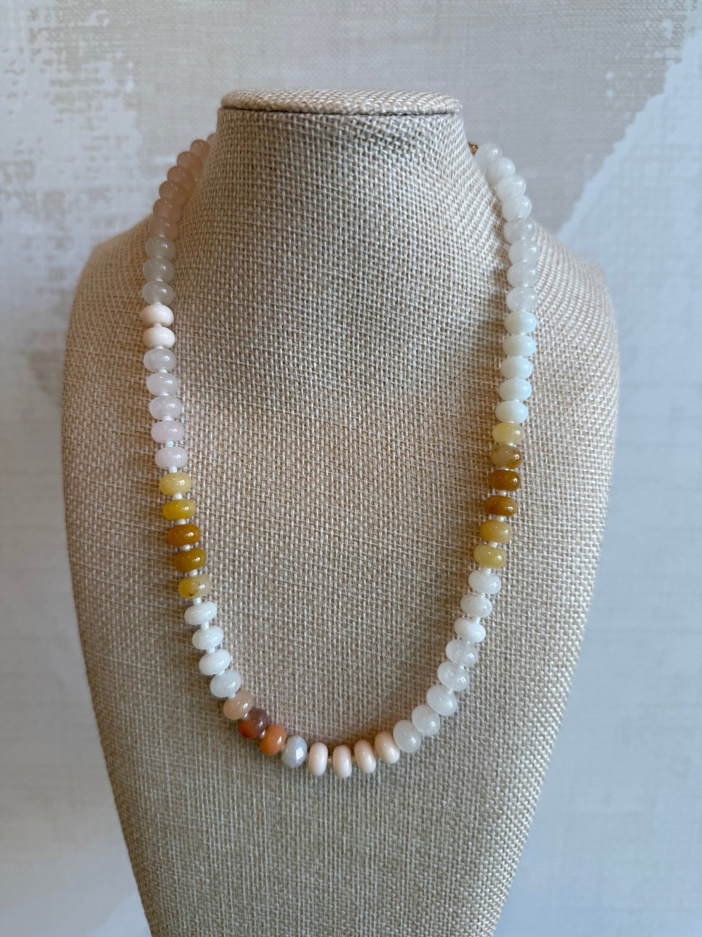 Sand Dunes Necklace - Cola Stacks - 