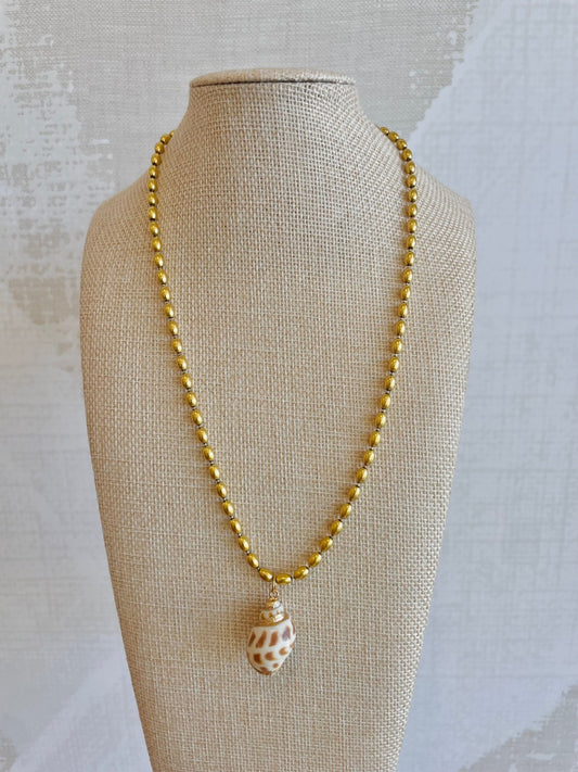 Shellebrate Necklace - Cola Stacks - 