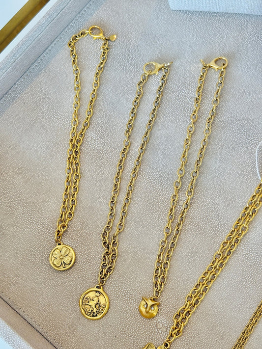 Sorority Icon Necklace - Cola Stacks -