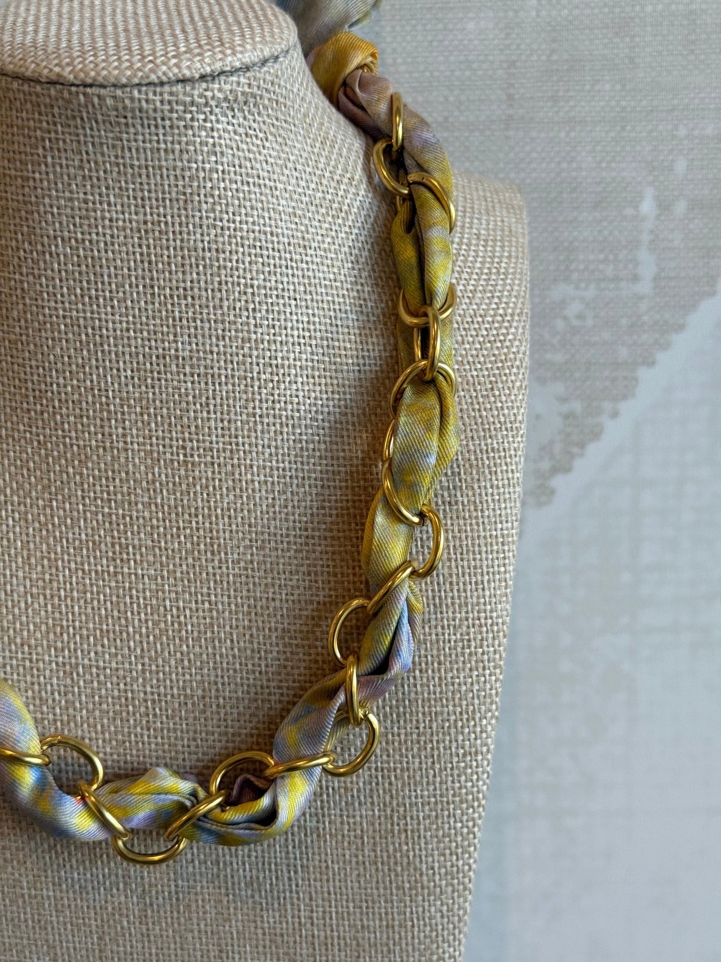 Transformed Scarf Chain Necklace - Cola Stacks - 